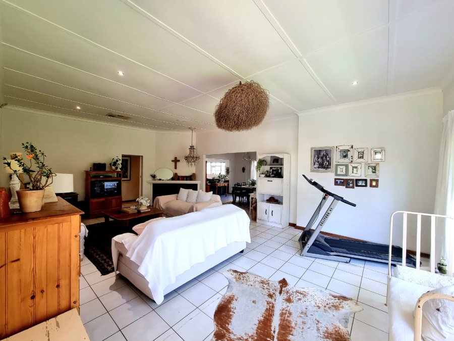 4 Bedroom Property for Sale in Herlear Northern Cape